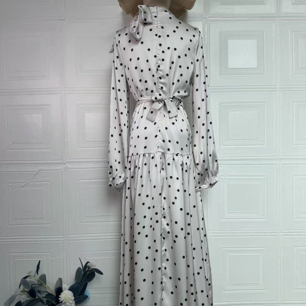 Robe Maxi en Satin à Pois (MS449)