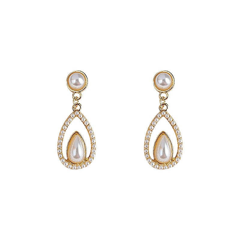 Boucles d'oreilles perles pendantes style Palace (MAC200)