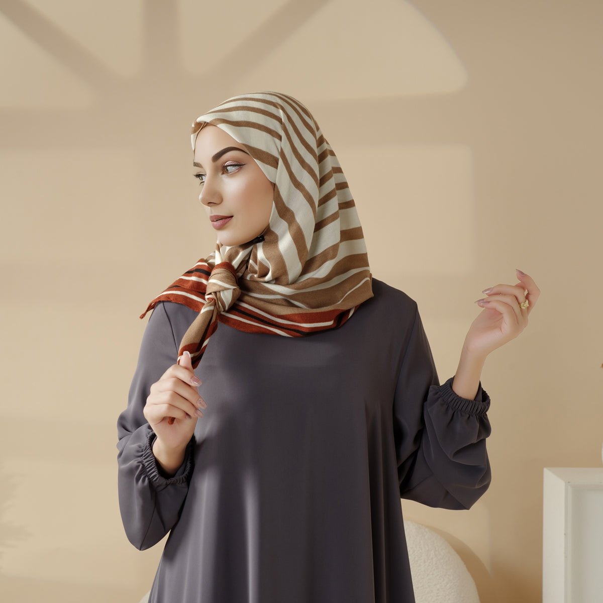Foulard Carré Hijab en Cachemire Synthétique (MH091)