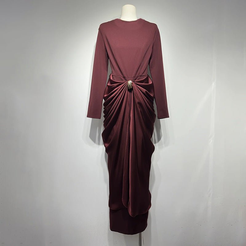 Robe-jupe en satin drapé avec broche bijou (MS321)
