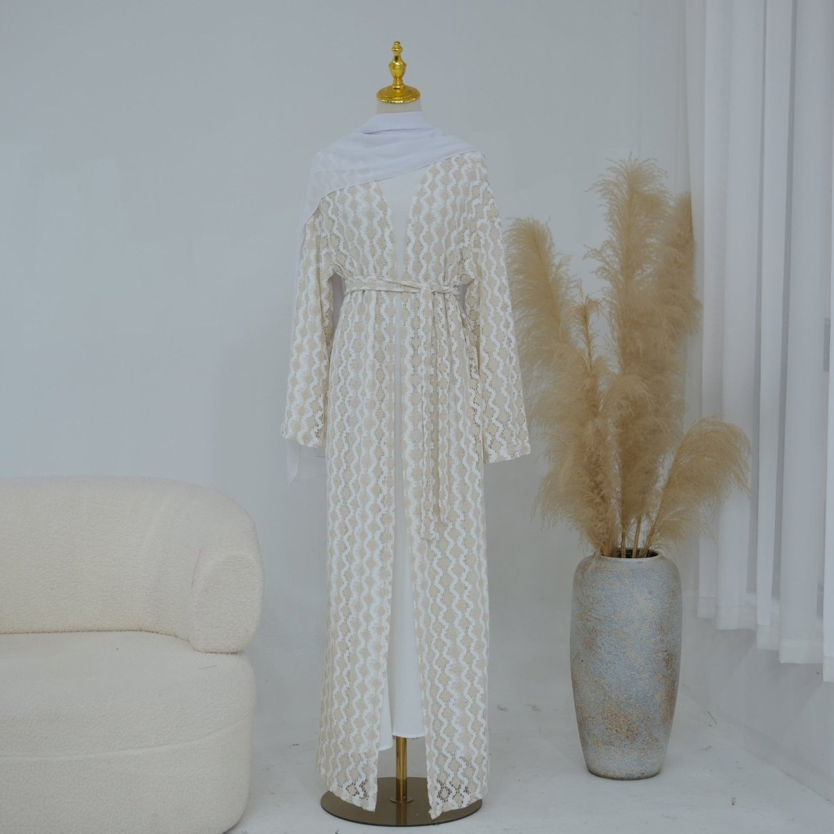 Abaya ouverte en tricot dentelle ajourée (MOA327)