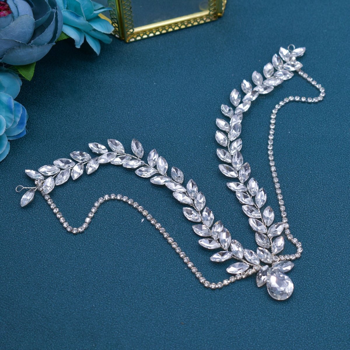 Chaîne de tête polyvalente en cristaux scintillants en forme de larme (MAC331)