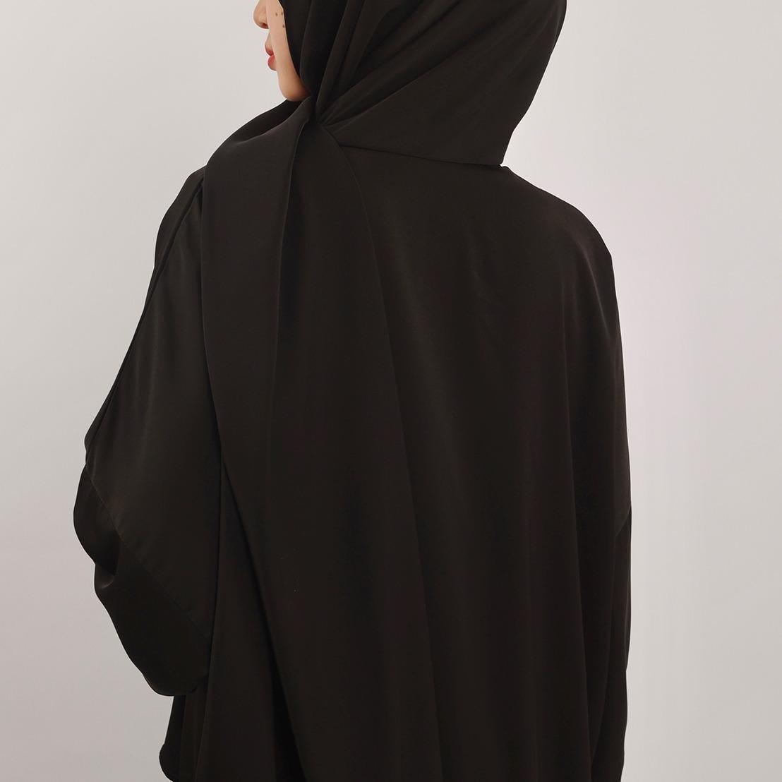 Abaya Sweat à Capuche avec Hijab Attaché (MA001)