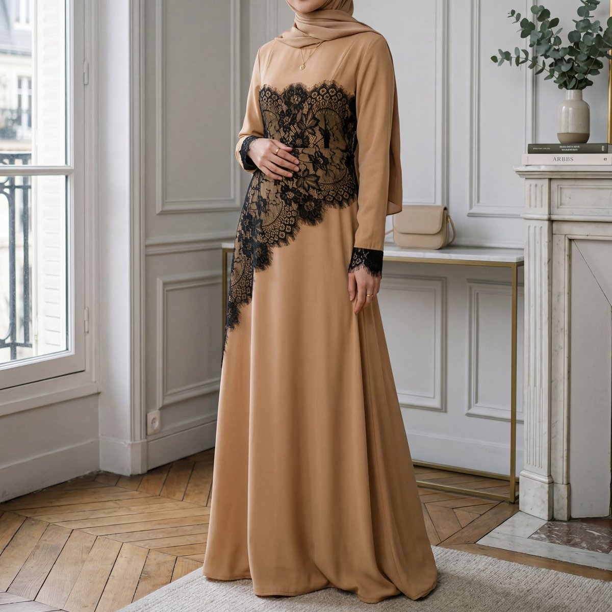 Robe Maxi avec Empiècement en Dentelle Contrastée à la Taille (MS409)