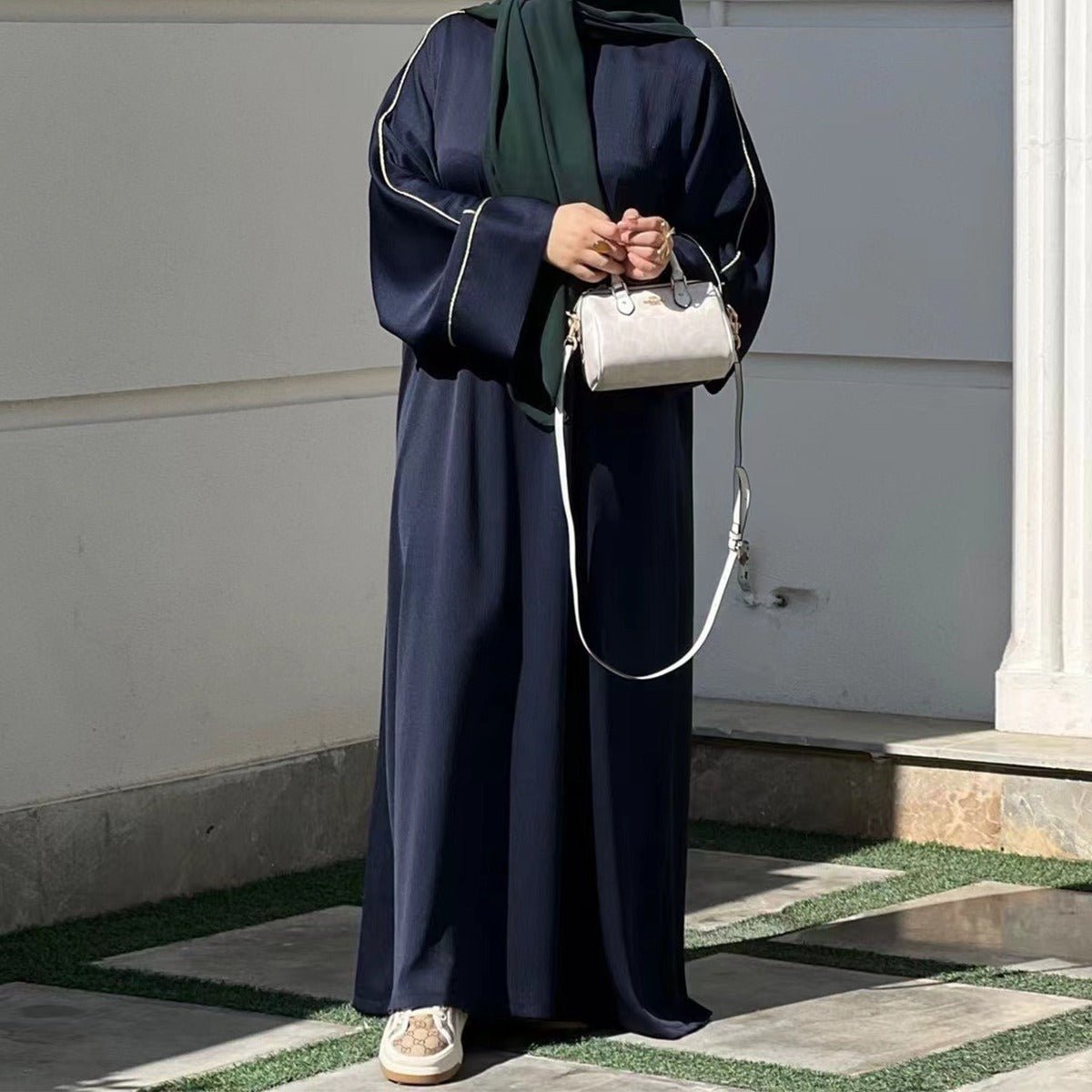 Robe Ample Décontractée à Manches Évasées avec Finitions Contrastantes (MA280)