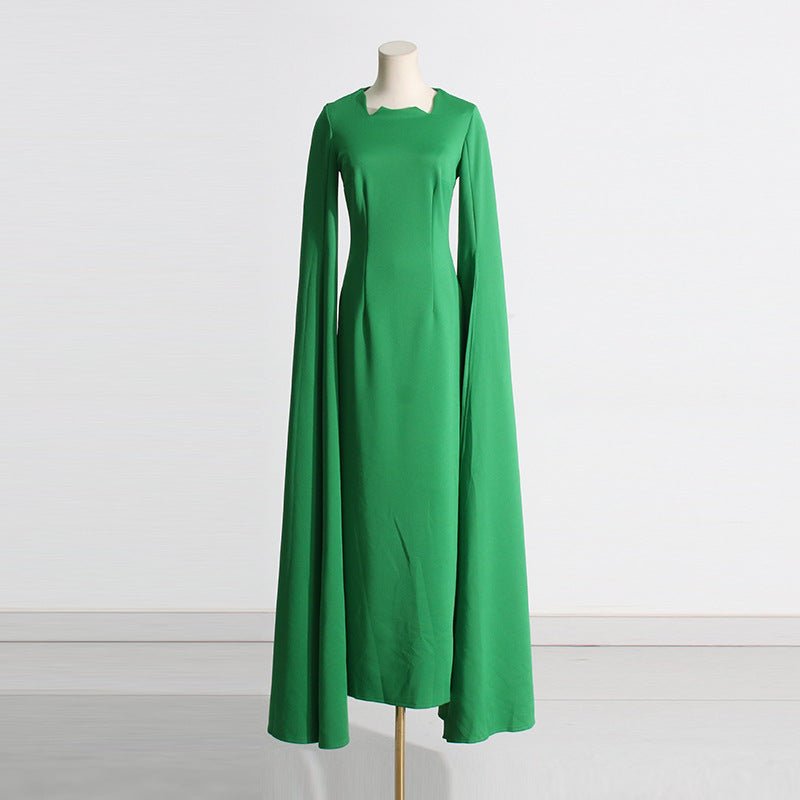 Robe de Soirée à Manches Cape | Robe Longue Ajustée à Encolure Festonnée avec Fente Dos (MS217)