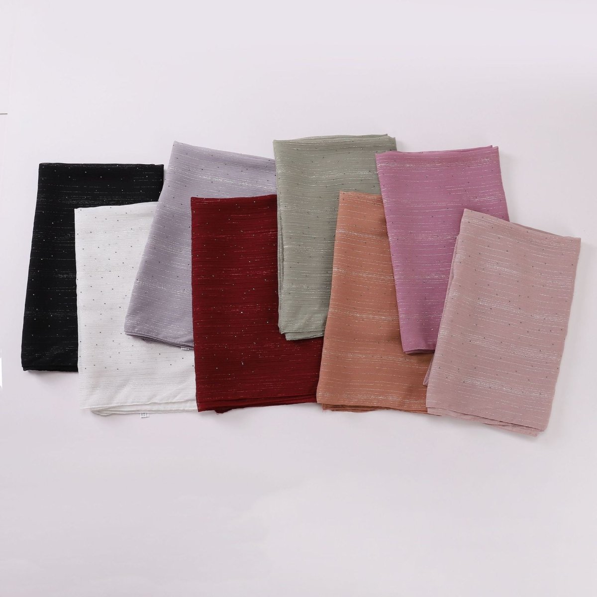 Hijab Drapé Crinkle Argenté "Modest Elegance" avec Strass (MH155)