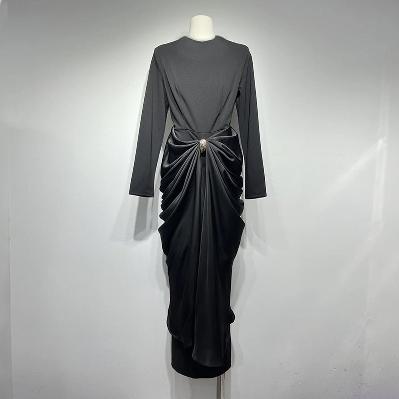 Robe-jupe en satin drapé avec broche bijou (MS321)