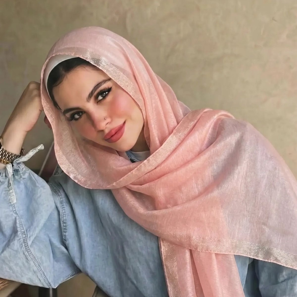 Foulard Hijab en Mousseline avec Bordure Dorée et Perles(MH236)