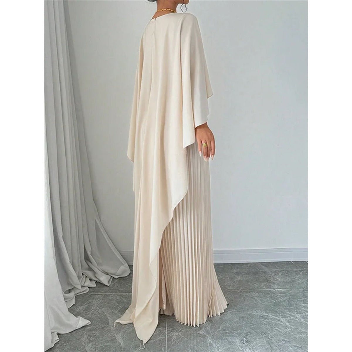 Robe Maxi Plissée à Manches Chauve-souris | Robe Cape Blanc Crème à Manches Cloche Spectaculaires (MA241)