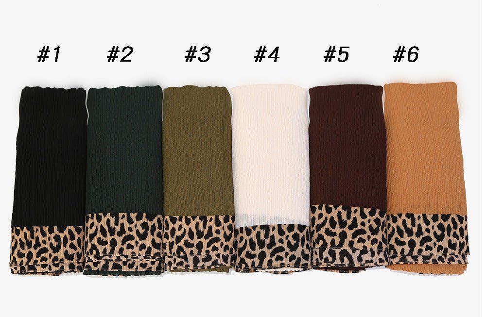 Foulard Hijab Crinkle Uni Orné d'un Motif Léopard (MH181)