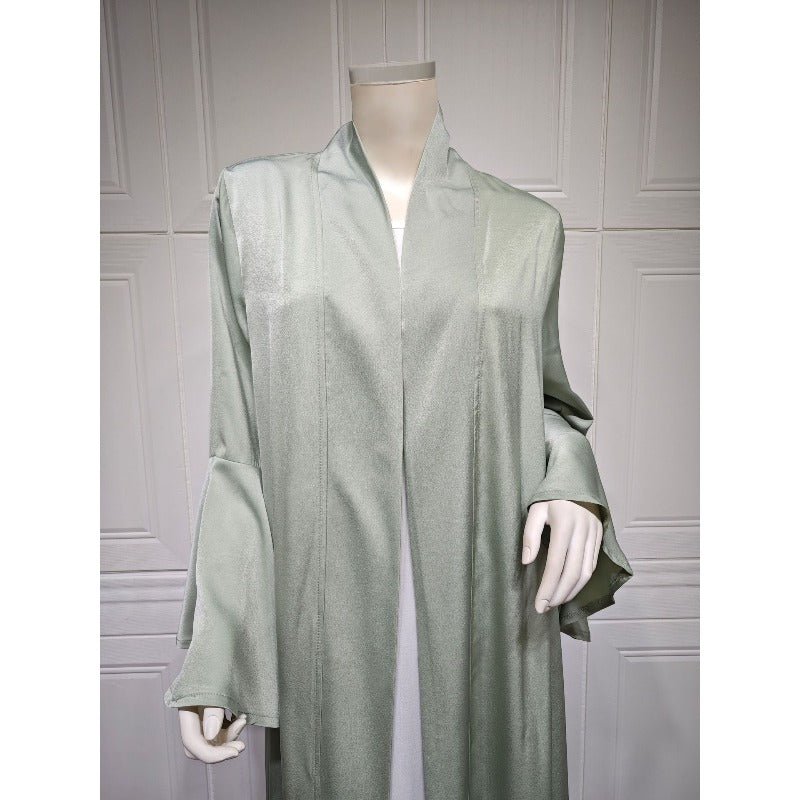Robe Abaya Unie en Satin Doux Ouverte Devant à Manches Feuille de Lotus | Cache-Abaya Modeste Léger (MOA220)