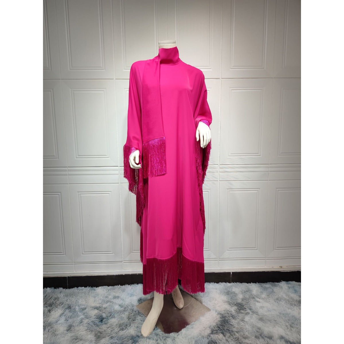 Kaftan Manches Chauve-Souris à Pompons | Robe de Soirée avec Détails Frangés Fluides (MA288)