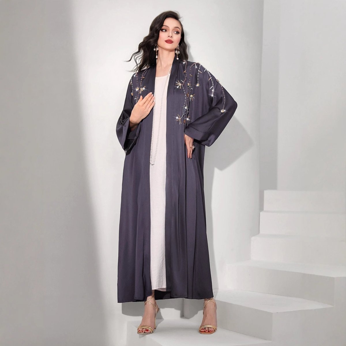 Abaya à motifs floraux perlés | Cardigan ouvert brodé (MOA268)