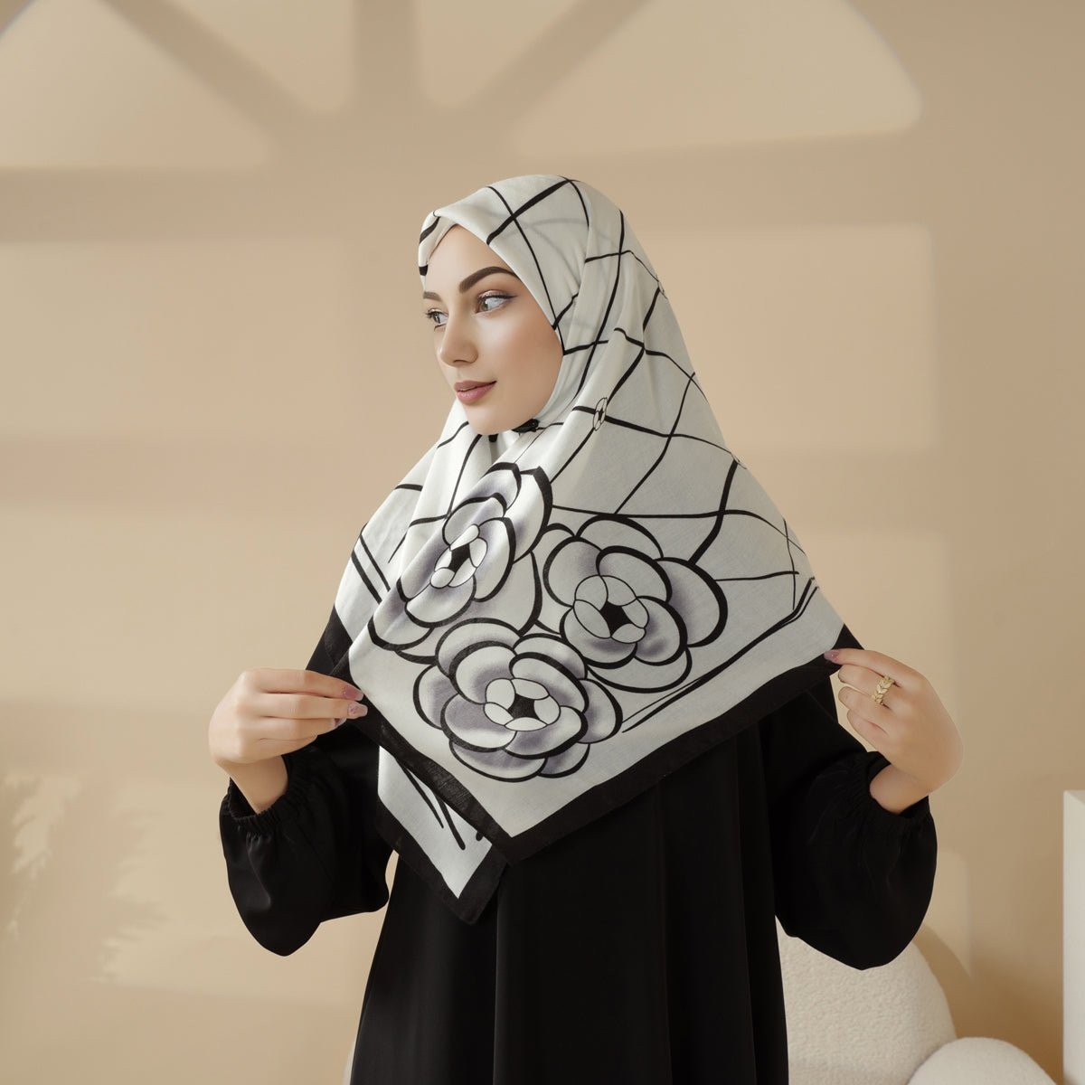 Foulard Carré Hijab en Cachemire Synthétique (MH091)
