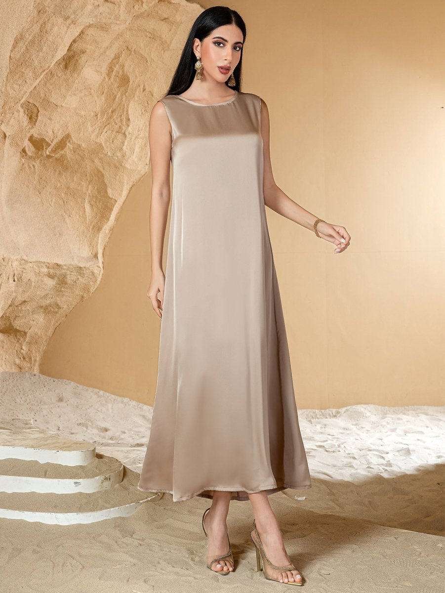 Robe intérieure sans manches en satin (MA037)
