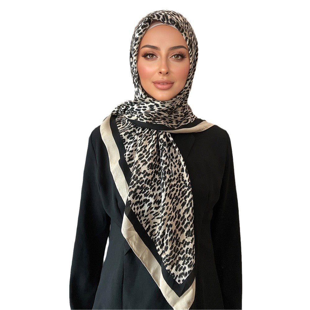 Foulard Hijab Carré Imprimé Léopard (MH182)