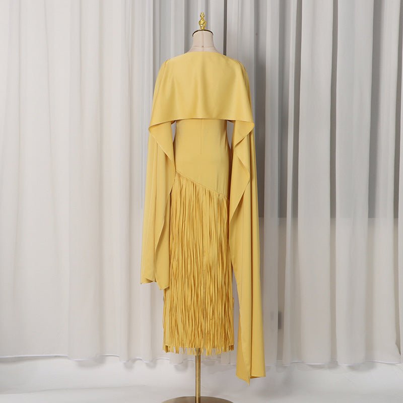 Robe avec Cape et Ourlet Frangé (MS363)