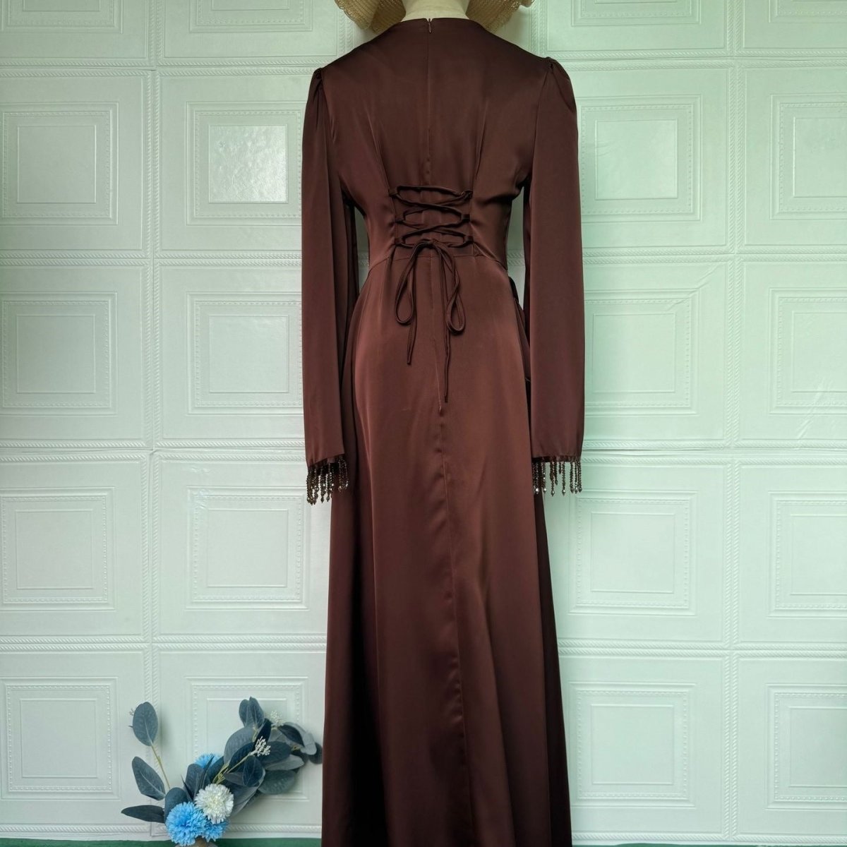 Robe Maxi à Manchettes Franges Perlées (MS480)