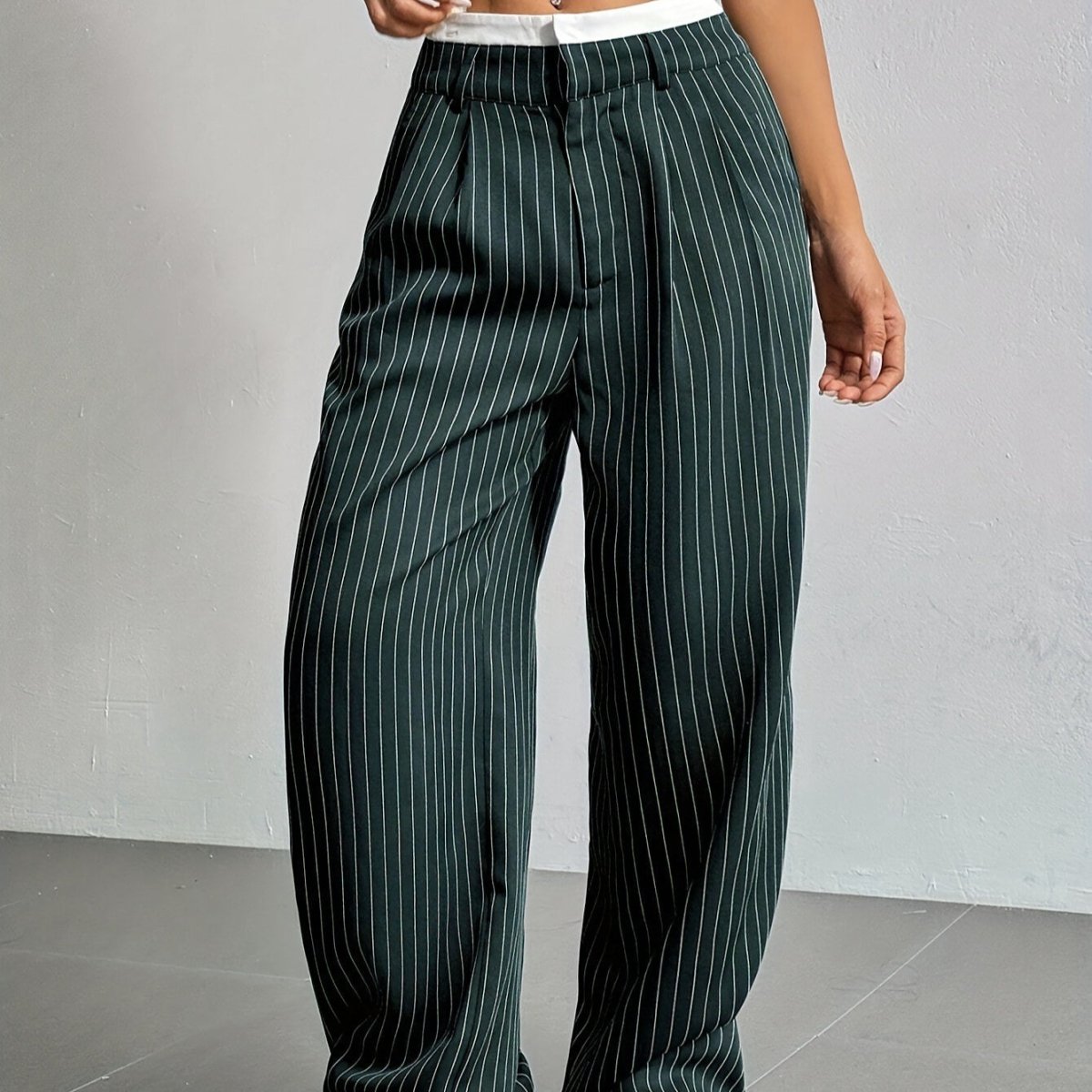 Pantalon large à rayures fines | Pantalon taille haute avec ceinture contrastante (MS244)