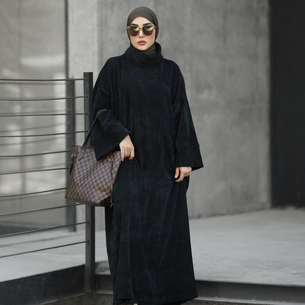 Abaya col roulé décontractée avec poches (MA383)