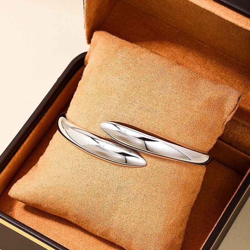 Bracelet Femme Simple à Ouverture Personnalisée MAC098