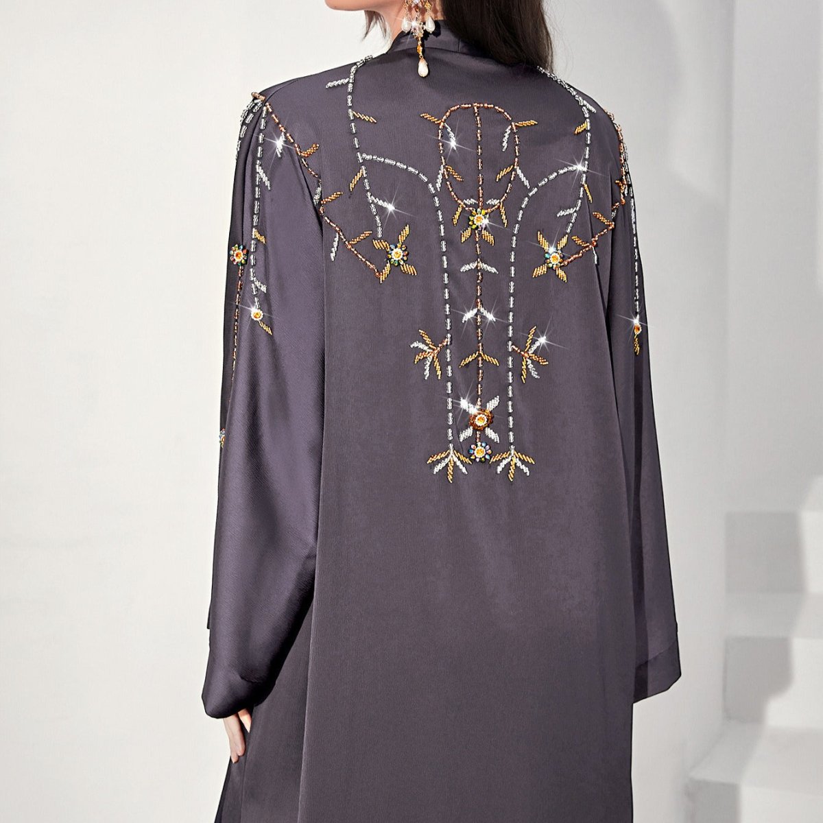 Abaya à motifs floraux perlés | Cardigan ouvert brodé (MOA268)
