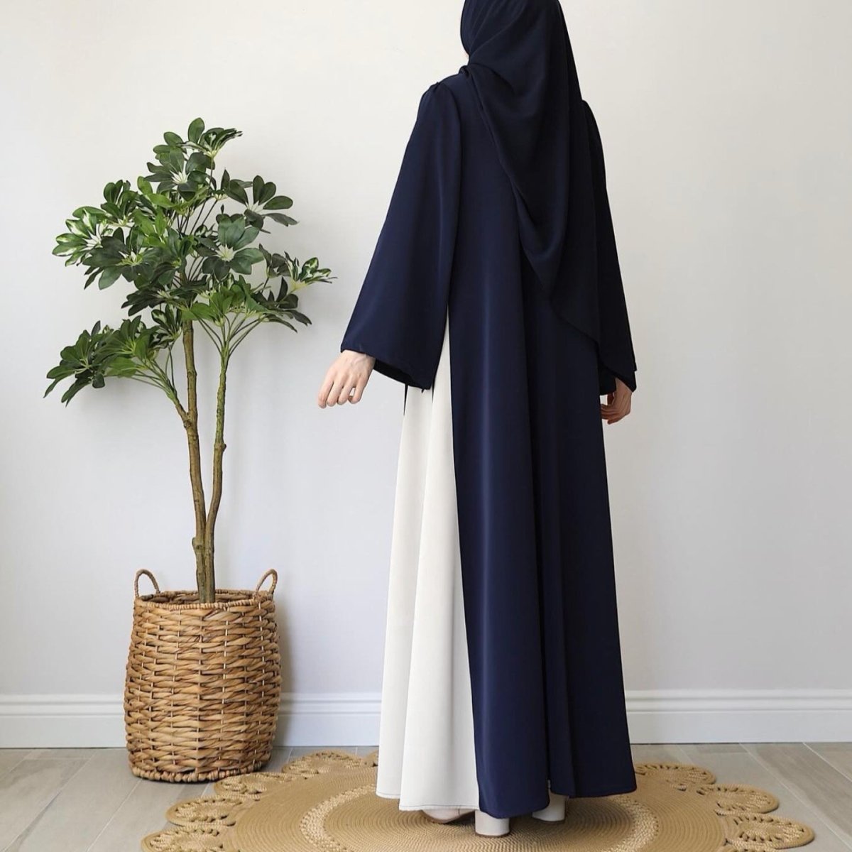 Abaya bicolore avec nœud sur le côté | Abaya maxi bicolore à col rond (MA362)