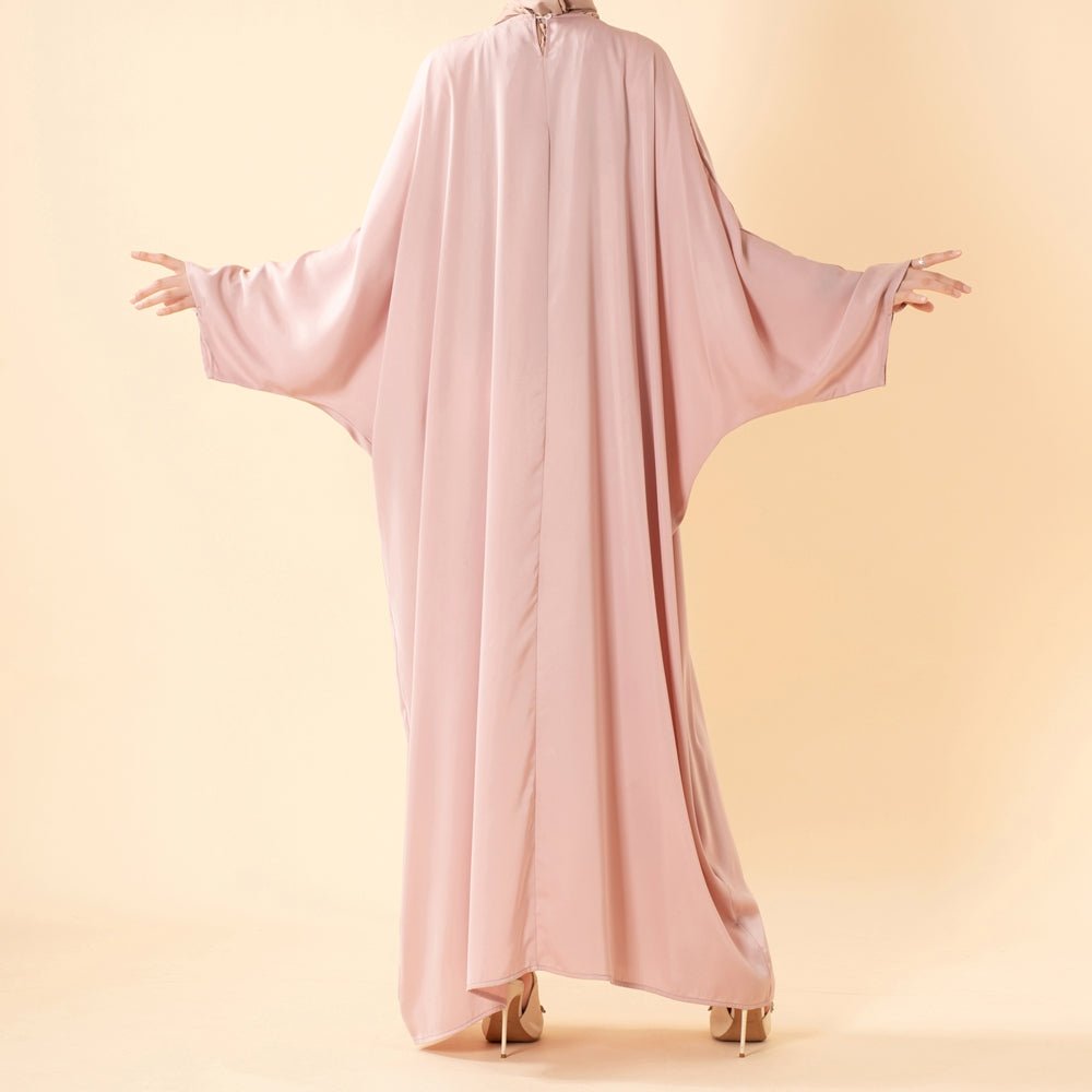Abaya Chauve-Souris Luxe en Ruban 3D Brodé avec Ceinture Ajustable (MA431)