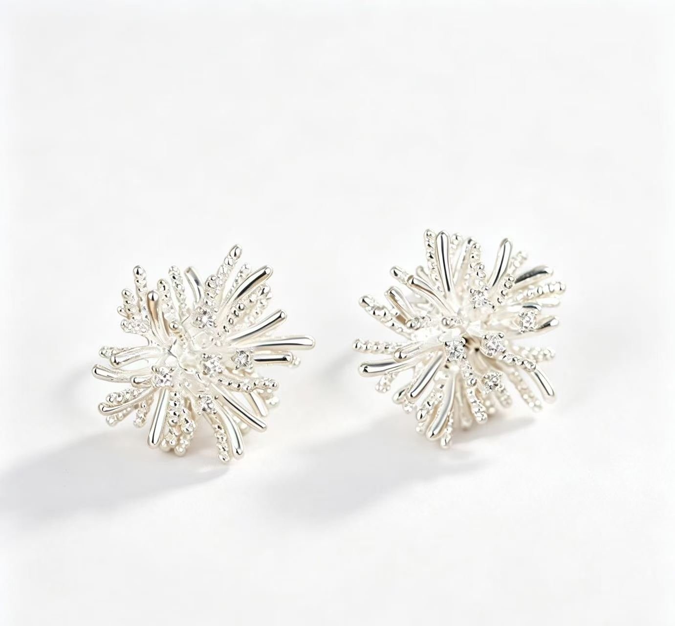 Boucles d'oreilles clous Crystal Radiant Burst (MAC479)