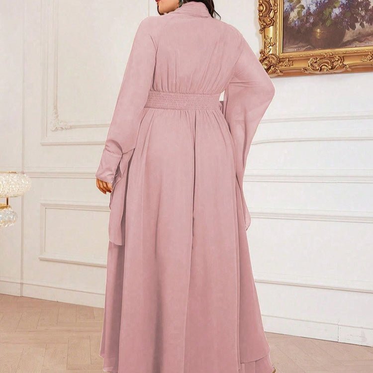 Robe Maxi Grande Taille Plissée avec Col Cravate (MS370)