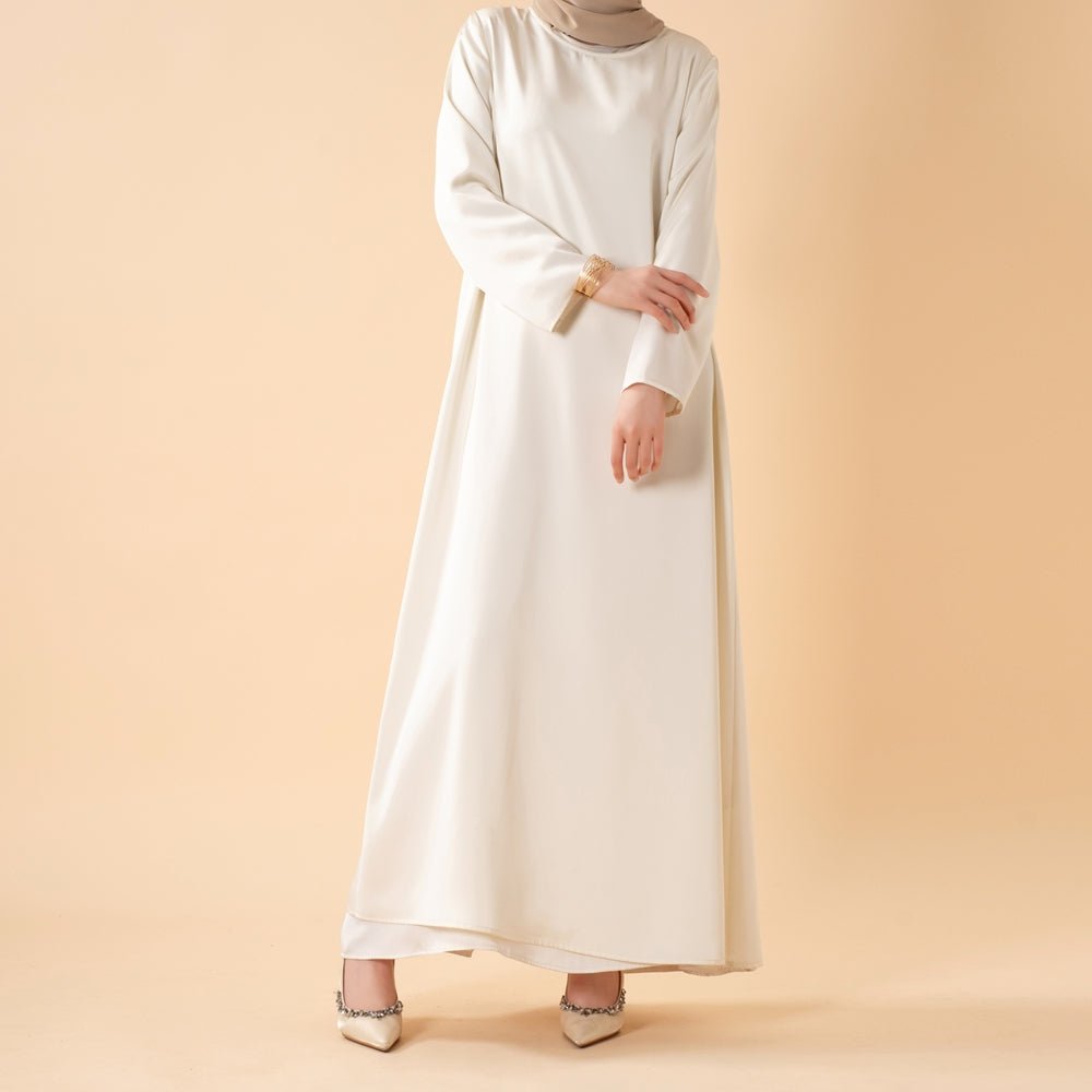 Abaya Ouverte de Luxe Ornée de Perles et de Paillettes Brodées pour Eid & Mariage (MOA305)
