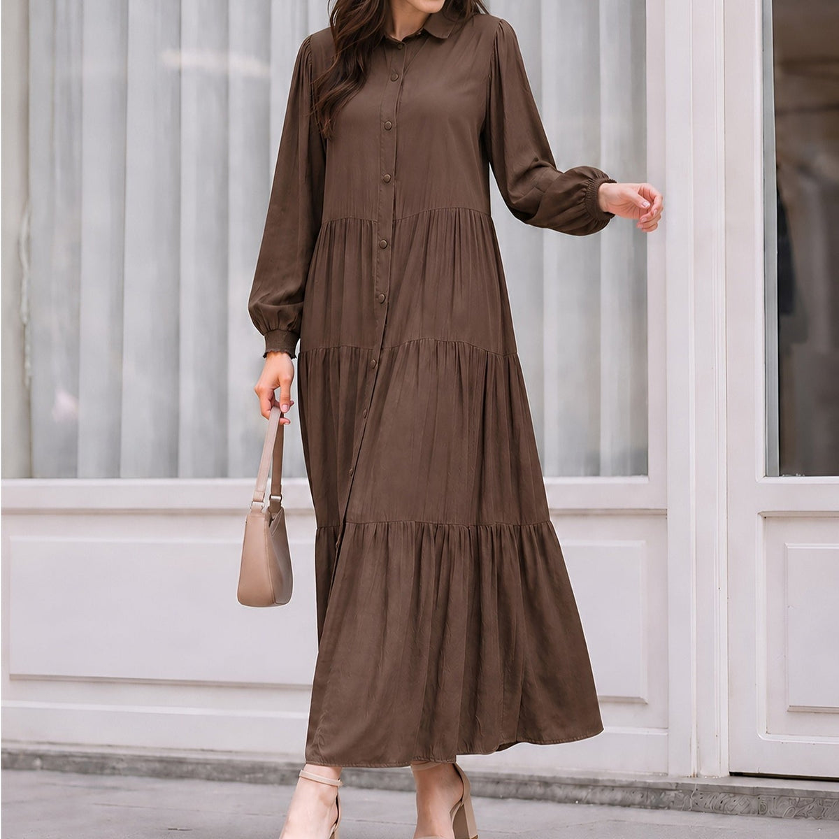 Robe Maxi à Encolure Chemise, Boutons et Volants Étagés (MA465)