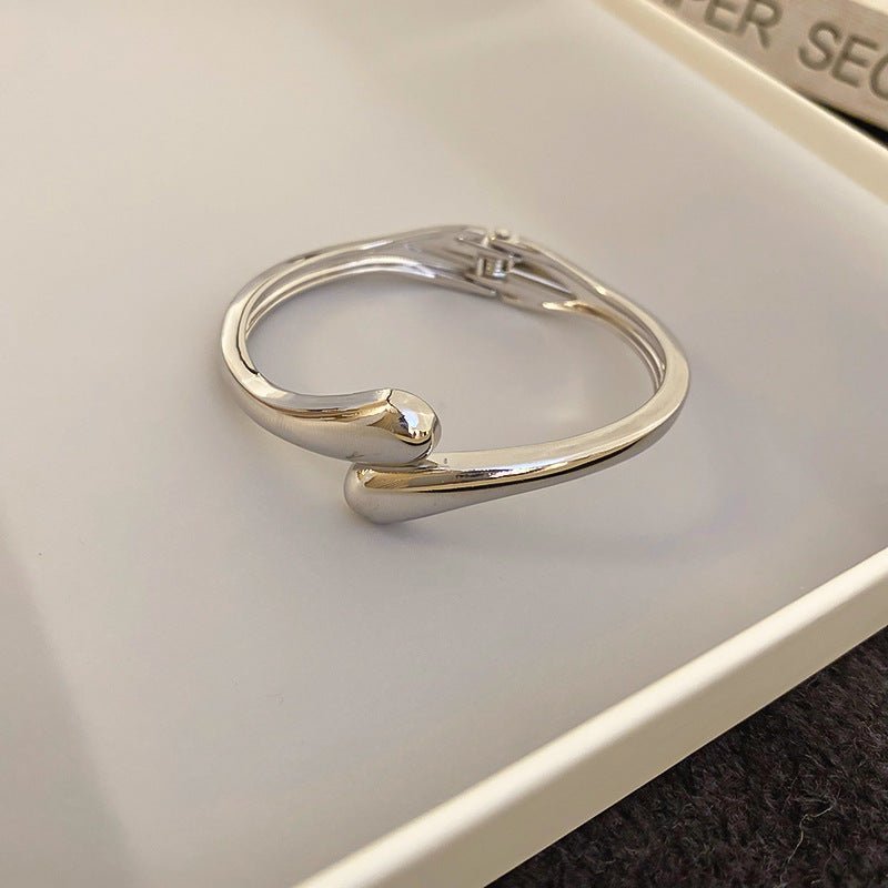 Bracelets Brillants Luxueux et Minimalistes de Haute Qualité - Bracelets Simples au Ton Froid et à l'Allure Sophistiquée (MAC242)