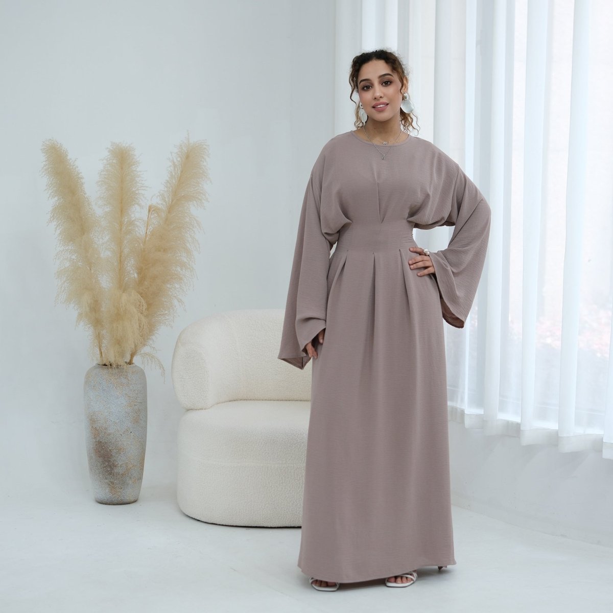 Robe Maxi Plissée à Manches Chauve-Souris (MS453)