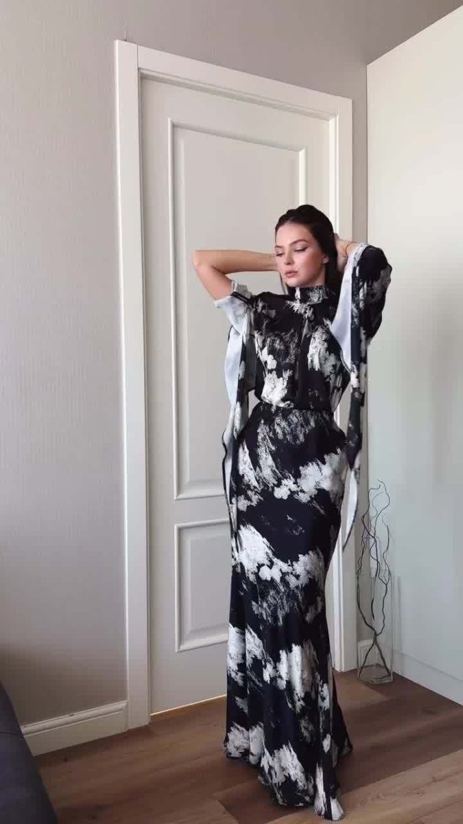 Robe longue de printemps en satin imprimé, coupe slim, à lacets et design asymétrique (MA162)