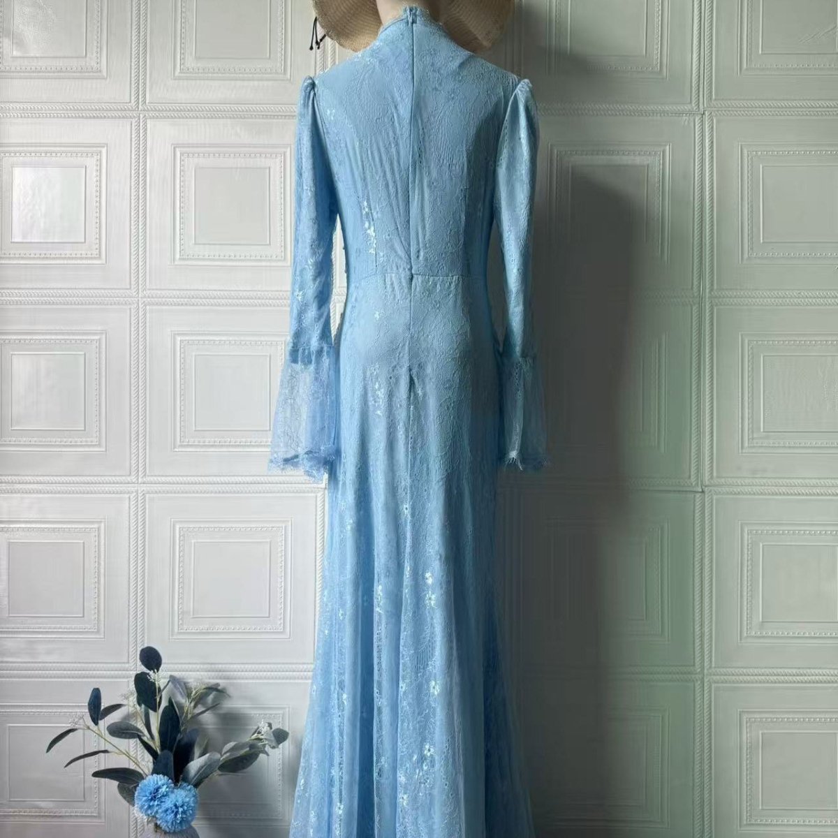 Robe Longue Ornée de Sequins (MS282)