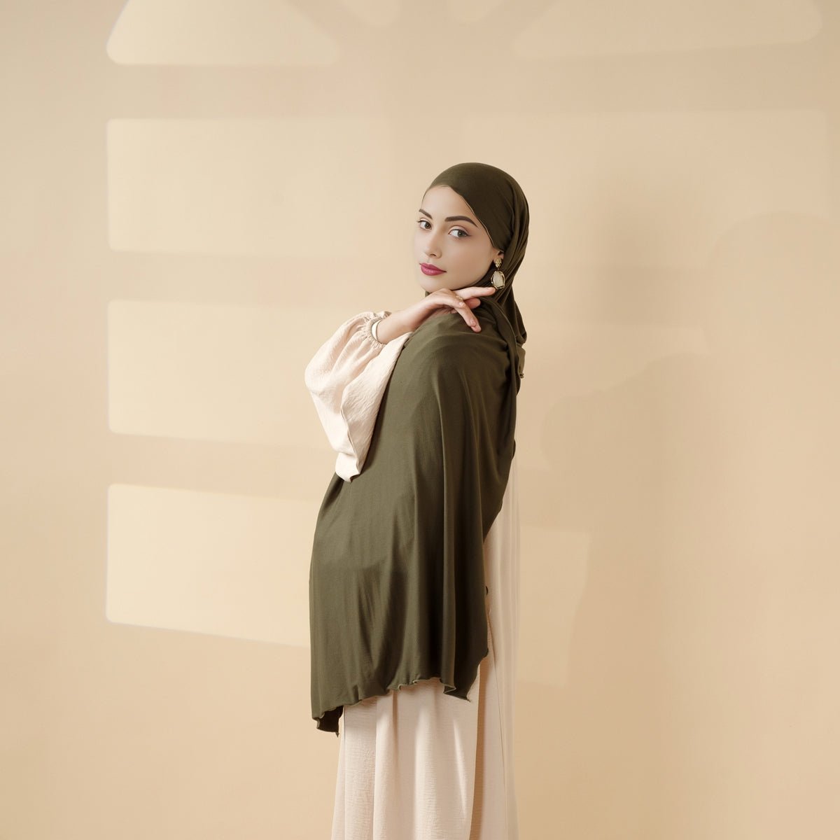 Hijab Parfait pour l'Aïd : Long Foulard en Jersey Modal Premium – Doux, Respirant & Élégant (MH105)
