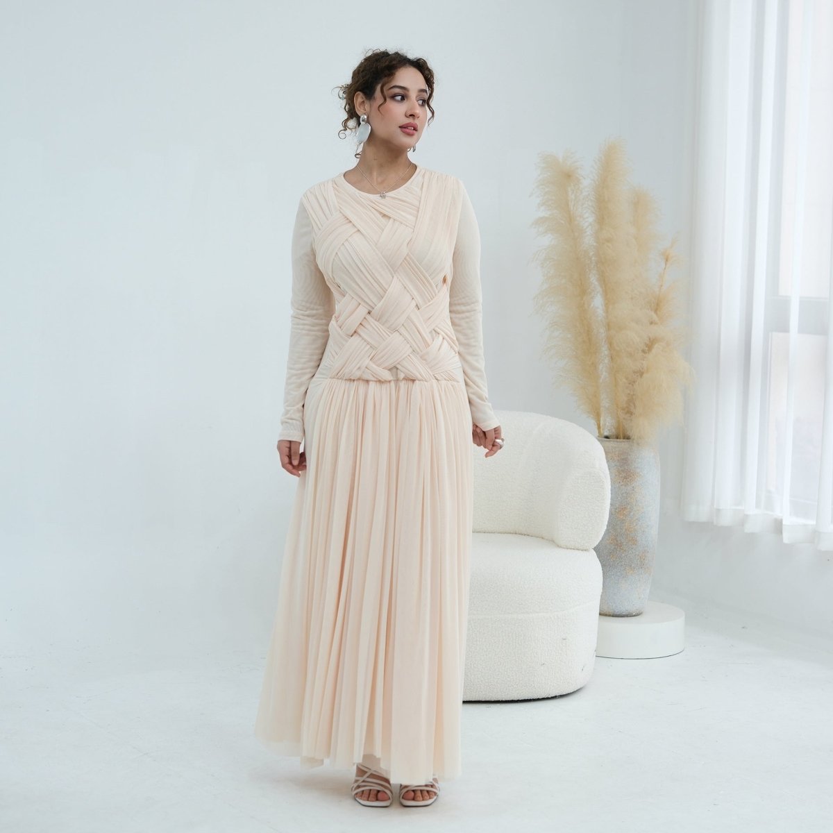 Robe longue en tulle avec bustier tressé à brides croisées (MS454)