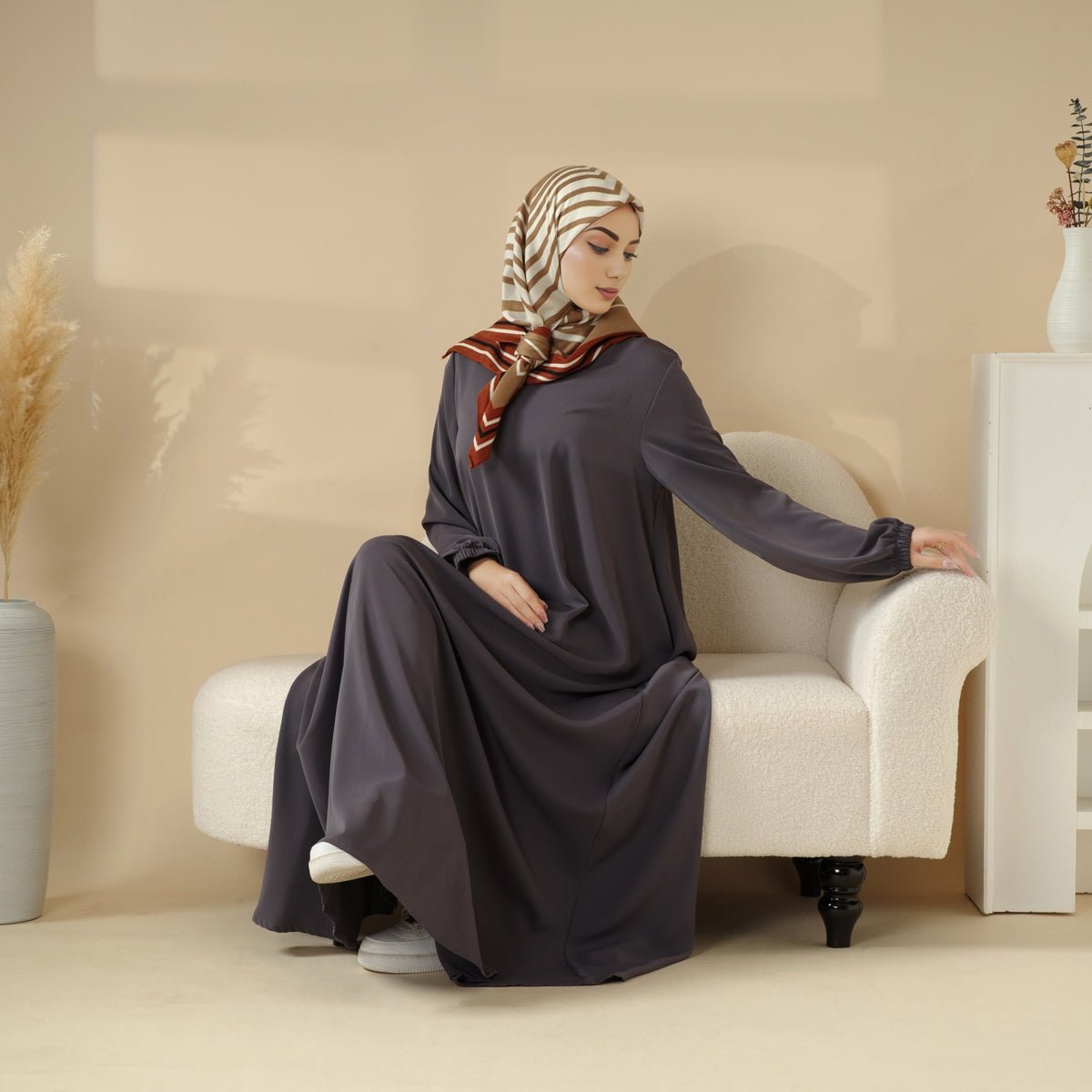 Abaya coupe parapluie essentielle premium à poches polyvalentes (MA113)