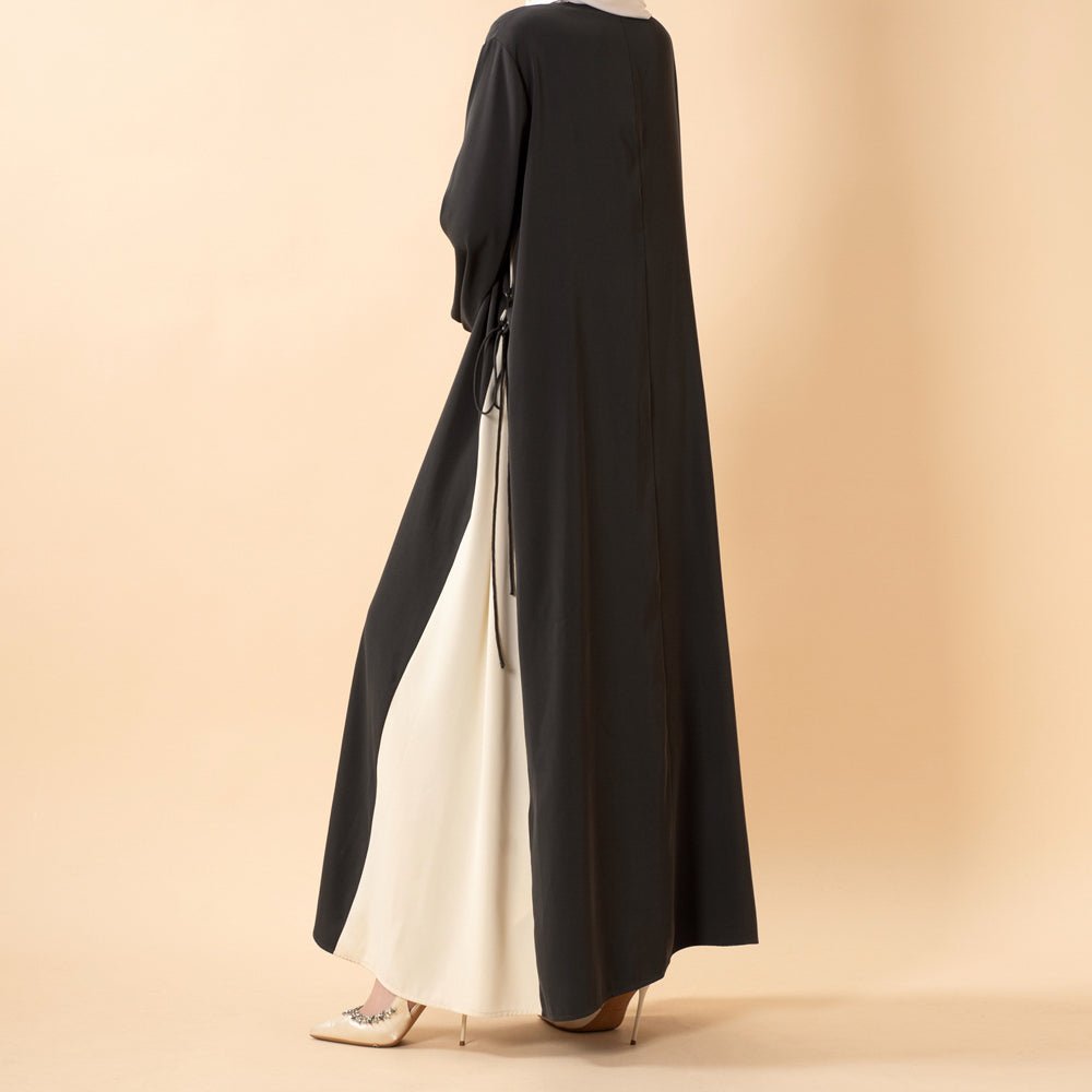 Abaya à Panneaux Contrastants avec Détail Cordon et Manches Ballon (MA421)