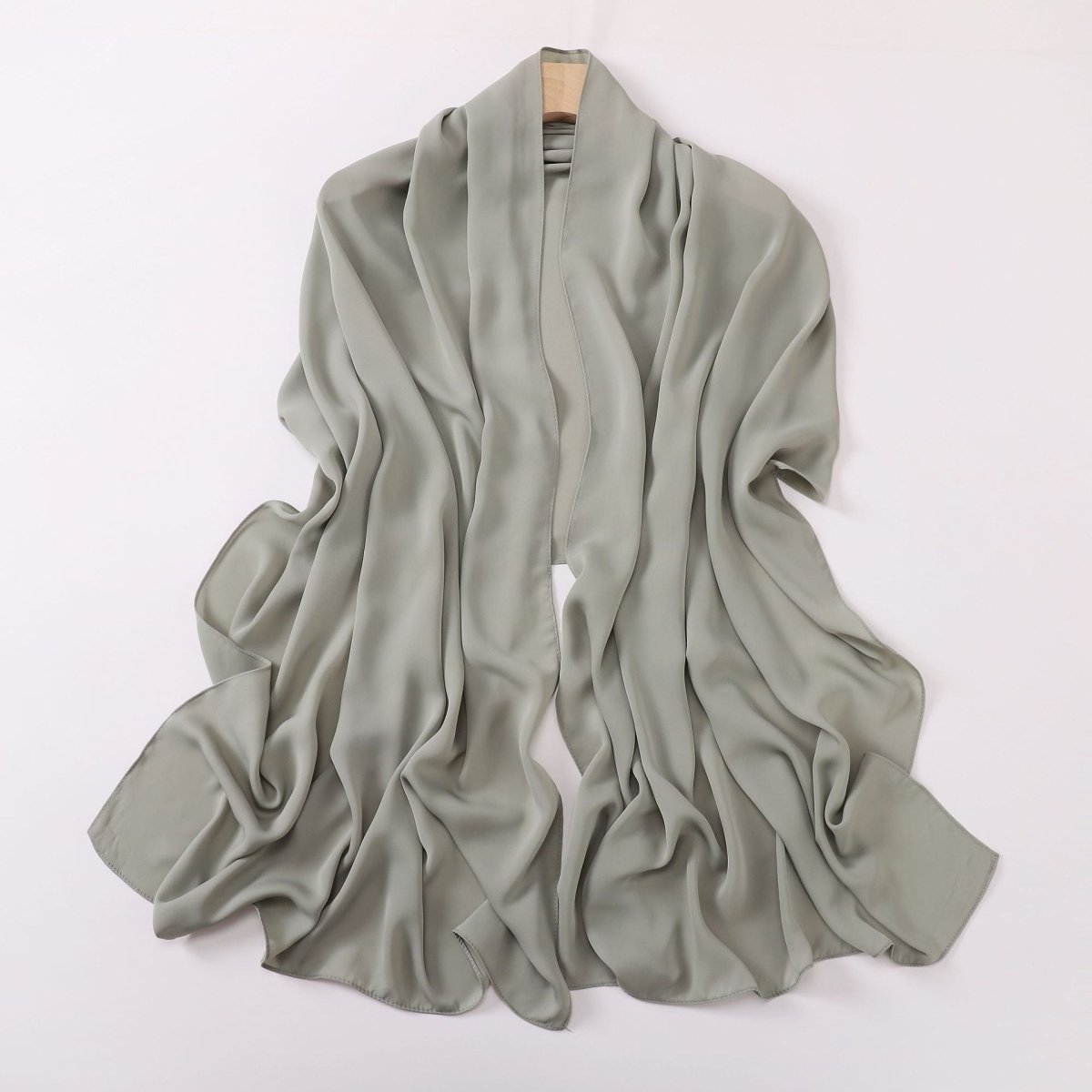 Hijab Long Anti-Froissement Effet Soie (MH154)