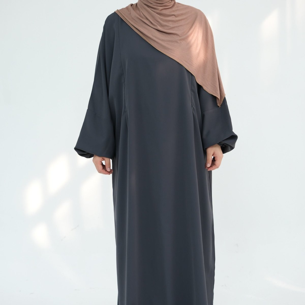 Abaya d'allaitement en tissu Nida (MA387)