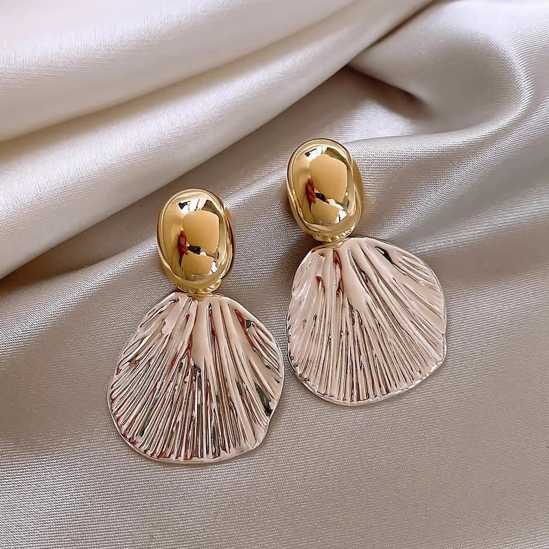 Boucles d'oreilles pendantes texturées artisanales Everyday Chic (MAC323)