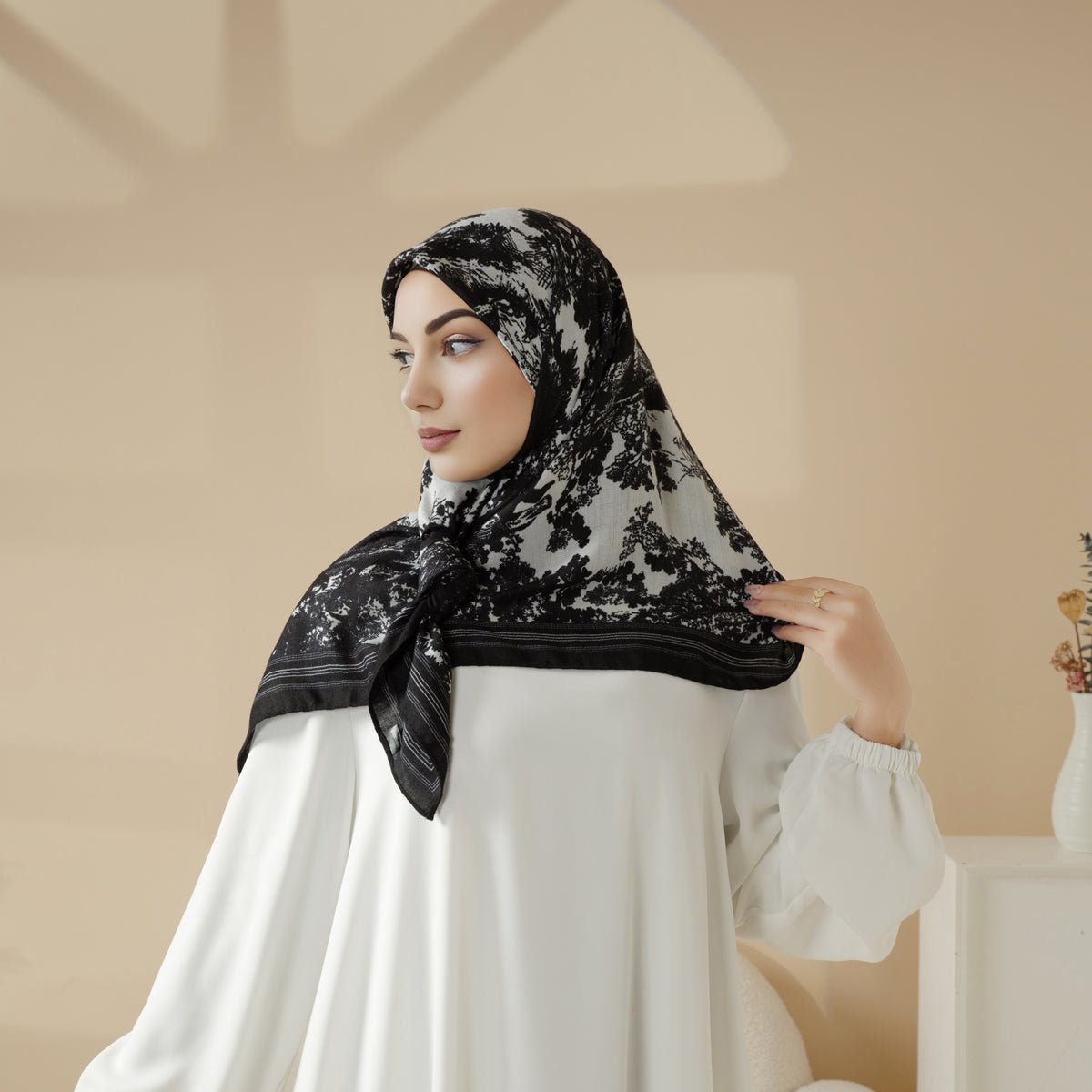 Foulard Carré Hijab en Cachemire Synthétique (MH091)
