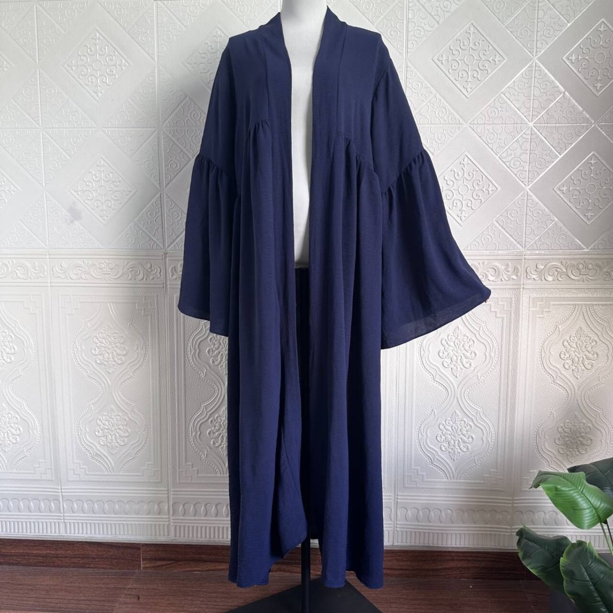 Abaya Ouverte à Manches Cloche et Volants (MOA298)