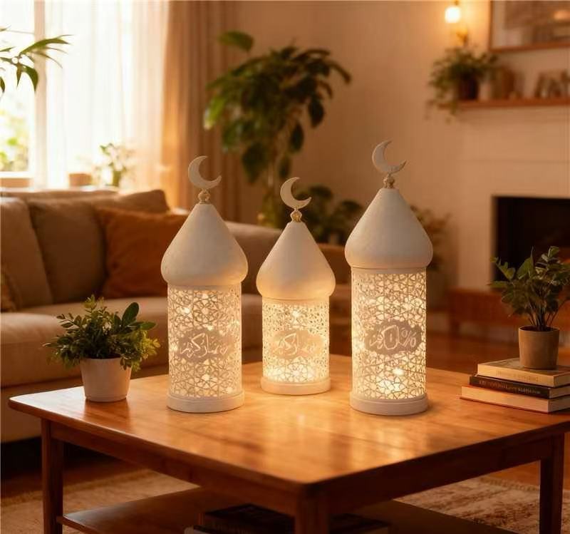 Lanterne Bougie Ramadan Eid en Métal Ajouré - Lampe Décorative (MAC380)