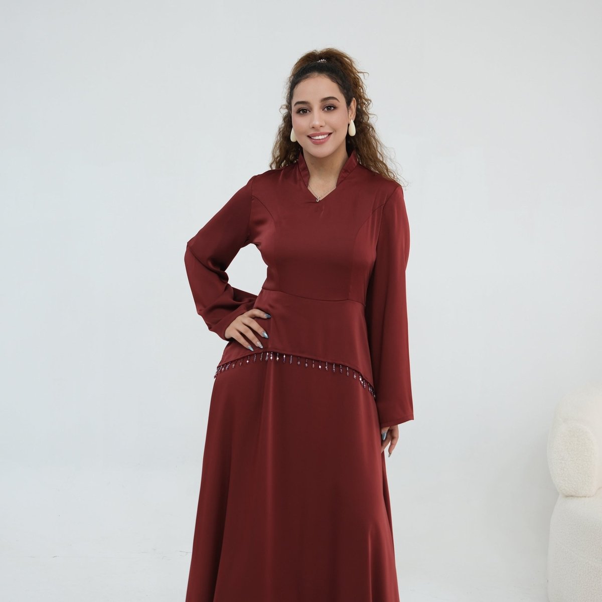 Robe Maxi Corset avec Taille Perlée et Manches Évasées (MS476)