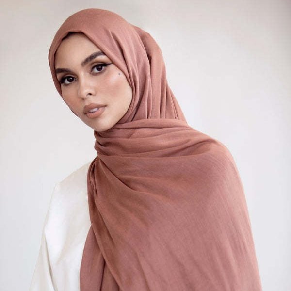 Hijab Moderne Doux et Respirant | Hijab Uni Polyvalent (MH188)
