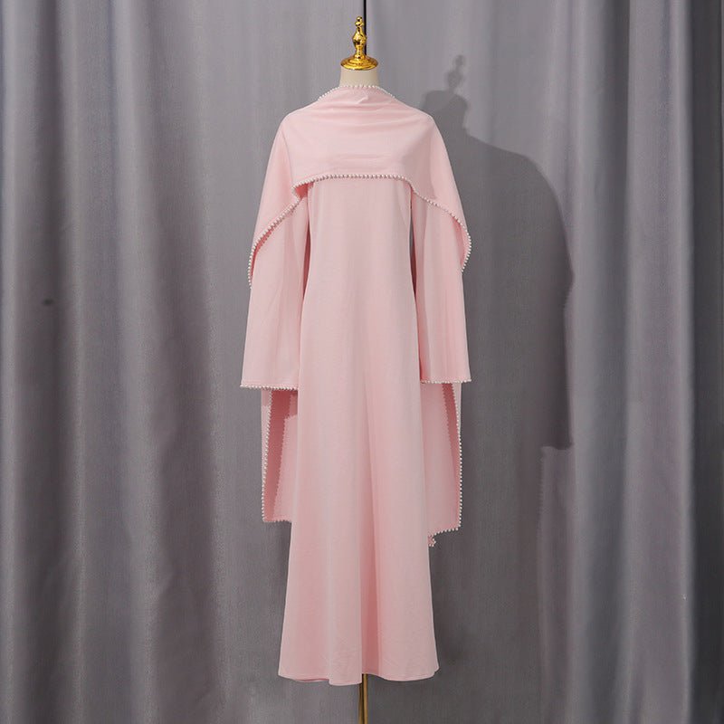 Robe de soirée élégante à manches cape ornée de perles (MA400)